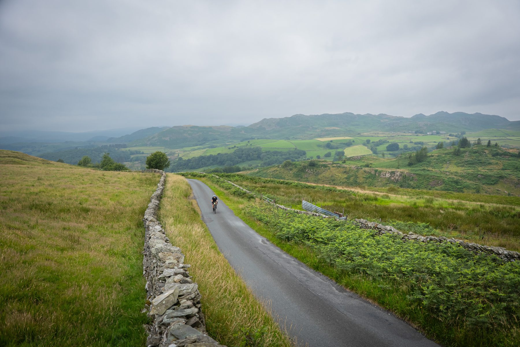 A quiet walled lane across the hills
